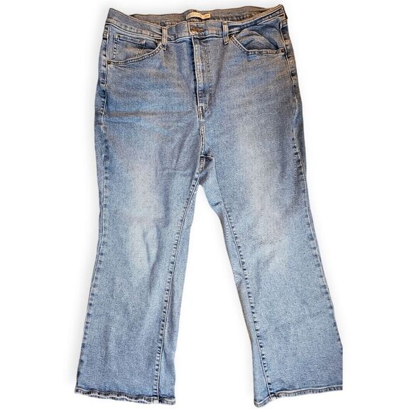 Levi's High Waisted Cropped Flare Leg Jeans Size 18W - Picture 2 of 8